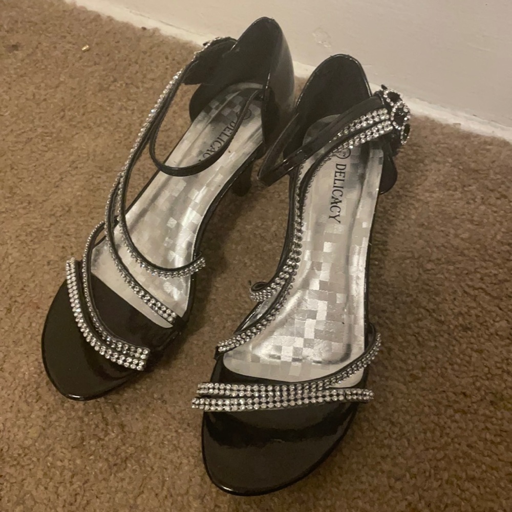 Delicacy Rhinestone Heels Size 7 1/2